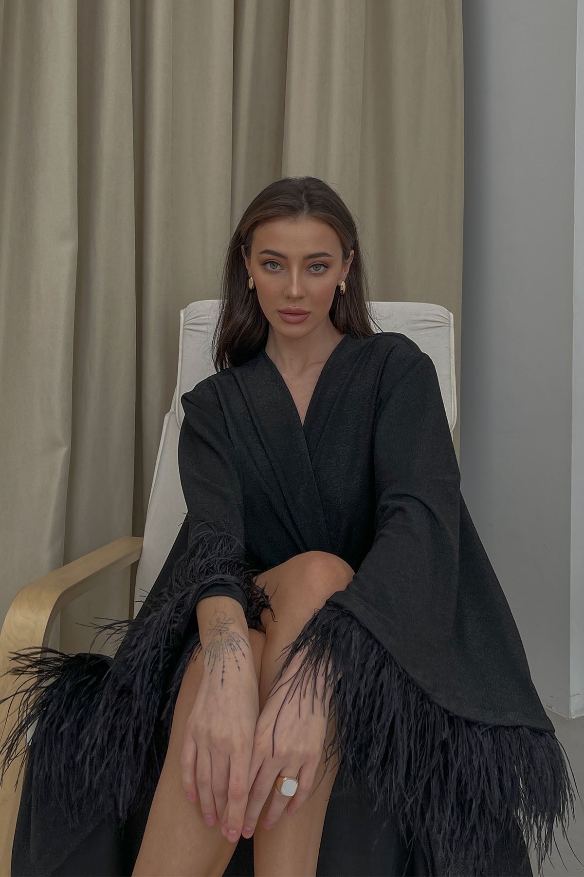 Aster black shiny kimono robe with feathers-1